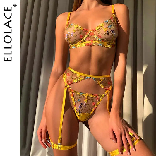 SULTRY BLOOMS LINGERIE SET